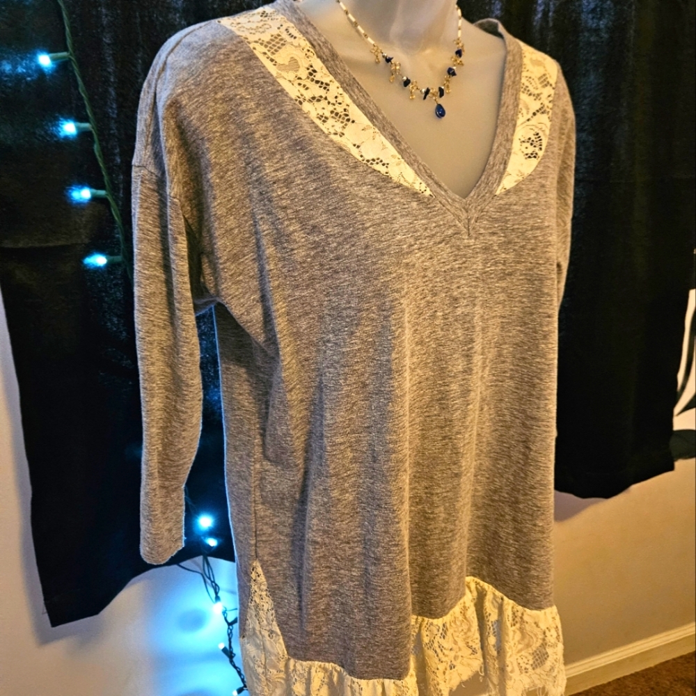 Umgee USA vintage top size small